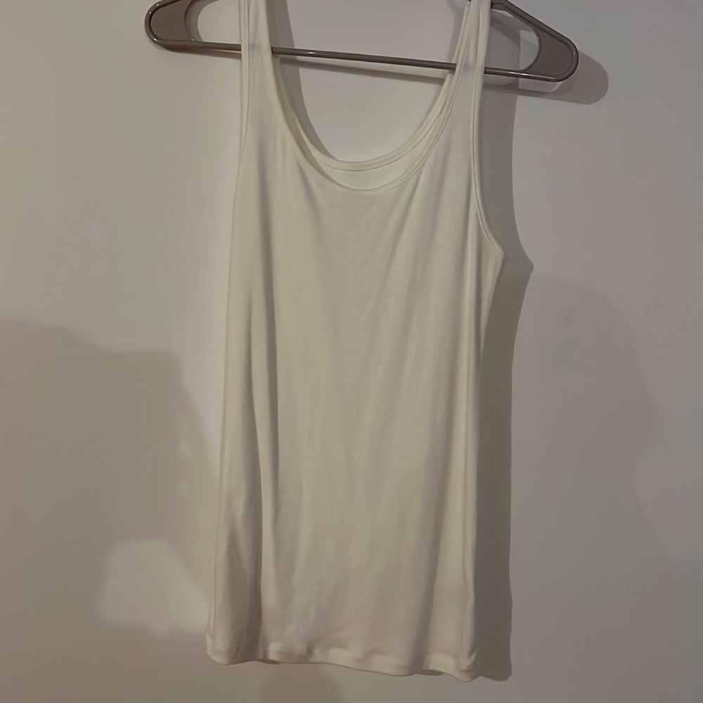 White Tank no stains